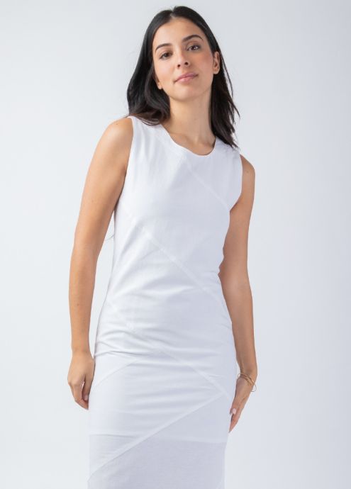 robe longue unie blanche sans manches