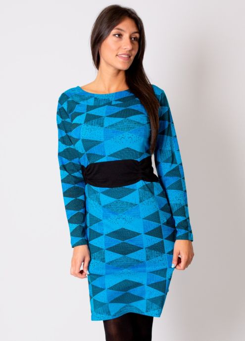 robe hiver bleu turquoise avec une ceinture noire