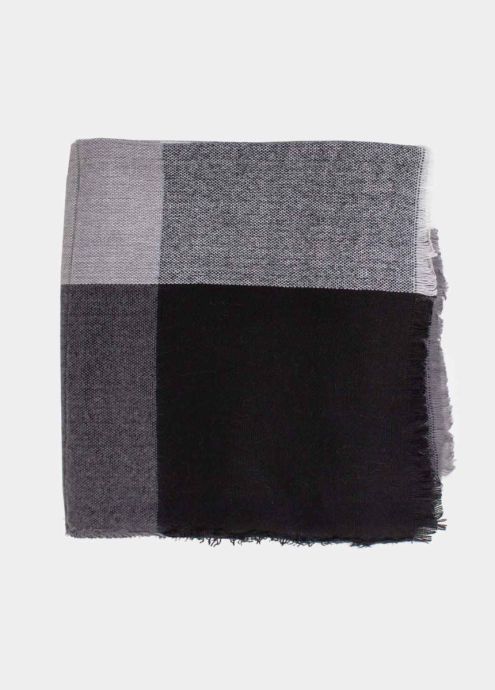 echarpe carreaux noir blanc face