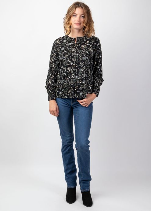 chemisier hiver fin liseré ajouré sur le devant