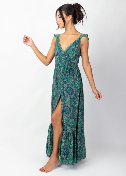 Robe longue fendue décolleté en V bretelles volantées face