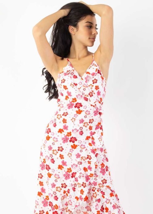 robe longue cache-cœur blanche motif fleuri romantique