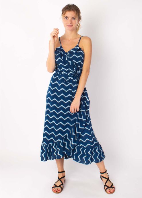 robe longue ceinturée à fines bretelles tie and dye bleu marine