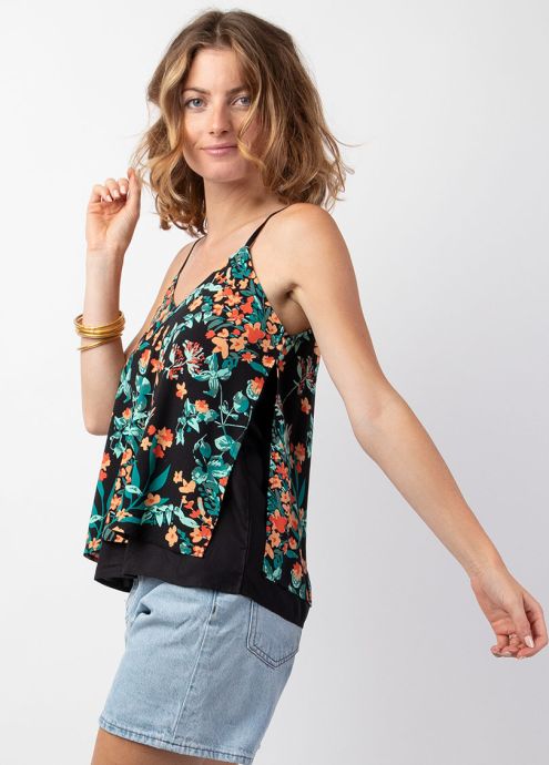 haut femme été noir fines bretelles imprimé fleuri vert et corail profil