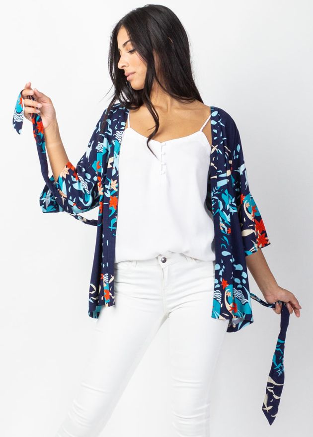 veste kimono coupe courte bleu marine motif ethnique