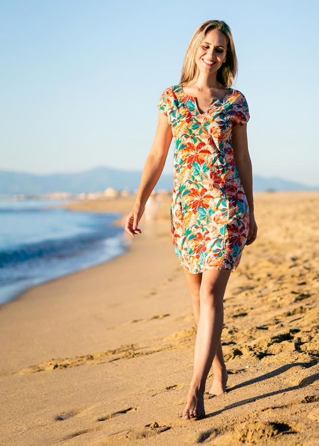 robe courte motif tropical manches courtes principale