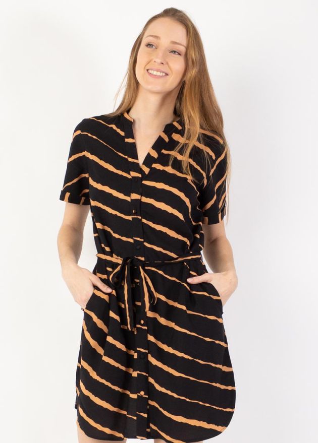 robe chemise courte tie&dye noir zoom