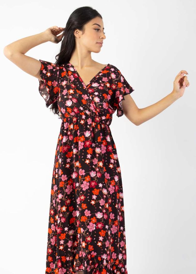 robe longue noire motifs fleuris bas volanté manches papillons
