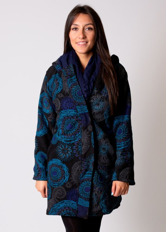 manteau femme motif ethnique à capuche