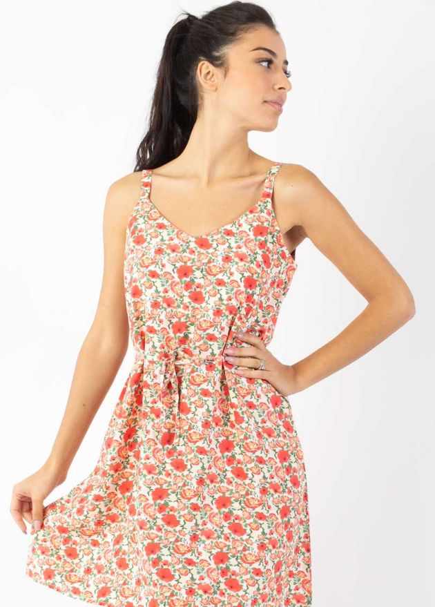 robe courte motif floral romantique zoom