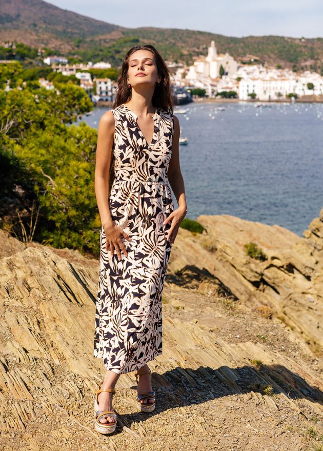 robe longue été encolure e v face