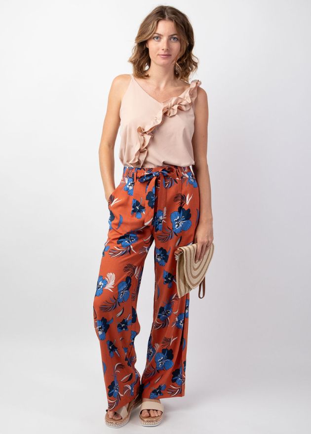 pantalon jambes larges couleur terra cotta motif fleuri face