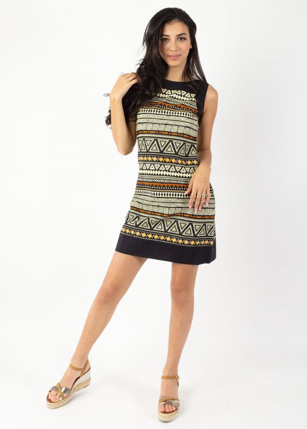 robe courte motif ethnique africain coloré face